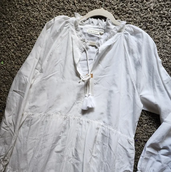 Roller RabbitJanni Tie V-Neck Long Sleeve Ruffle Cuff Waistless Tiered Dress - Picture 13 of 16